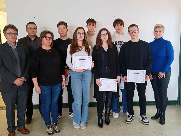 Főkapitányi dicséret a biztonságos internetezést népszerűsítő videóért!